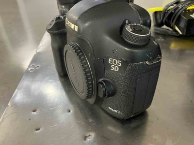 Digital SLSR Camera - 2