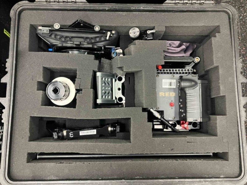 Digital Cinema Camera & Lenses Kit