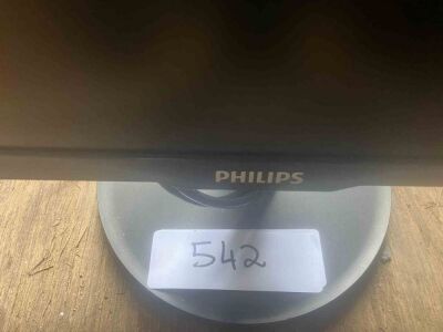 HP & Philips Monitors - 2