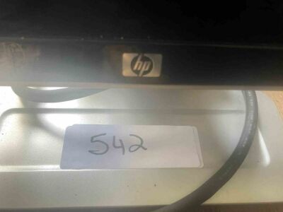 HP & Philips Monitors - 4