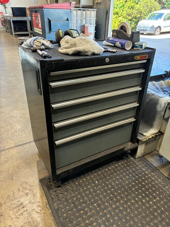 Redback Tool Chest