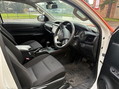 2021 Toyota Hilux 8Gen, TGN121R Motor Vehicle - 7