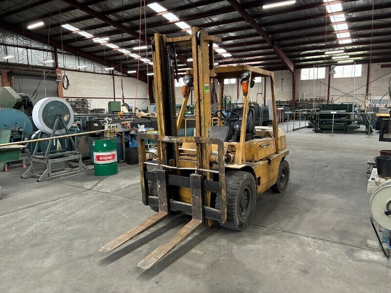 1984 Mitsubishi FD40 Forklift