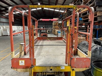 JLG CM-2558 Commander Sizzor Elevating Work Platform - 6