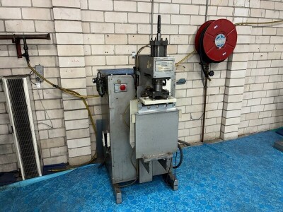 Raytherm W4KP High Frequency Welder - 2