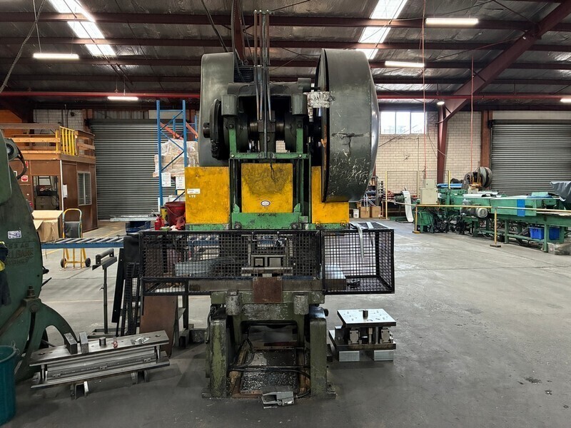 William Wallbank & Sons 704AG Hydraulic Press