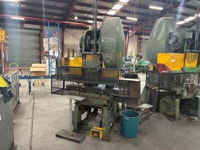 William Wallbank & Sons 353AG Hydraulic Press