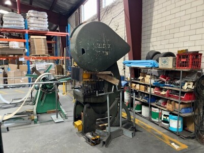 William Wallbank & Sons 353A Hydraulic Press - 6