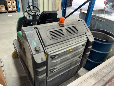 2012 IPC G1404 DP Sweeper - 4