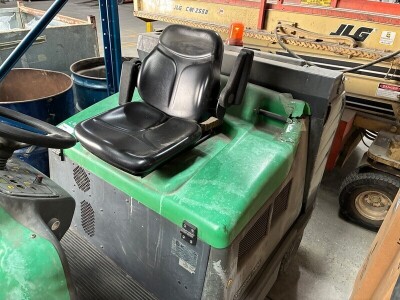 2012 IPC G1404 DP Sweeper - 8