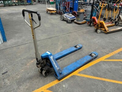 Deutsche 2500 Series Pallet Jack - 2