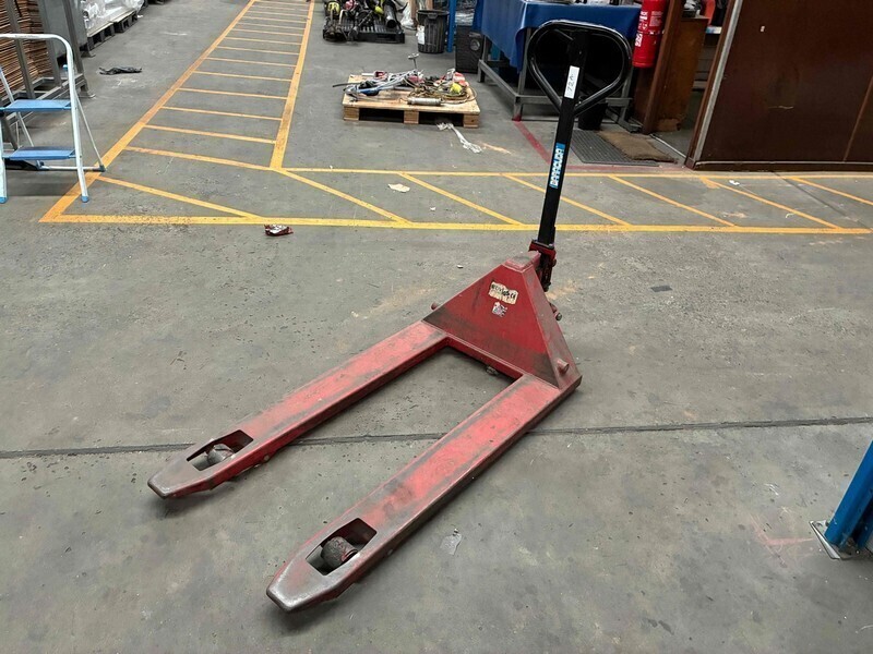 Barracuda Pallet Jack