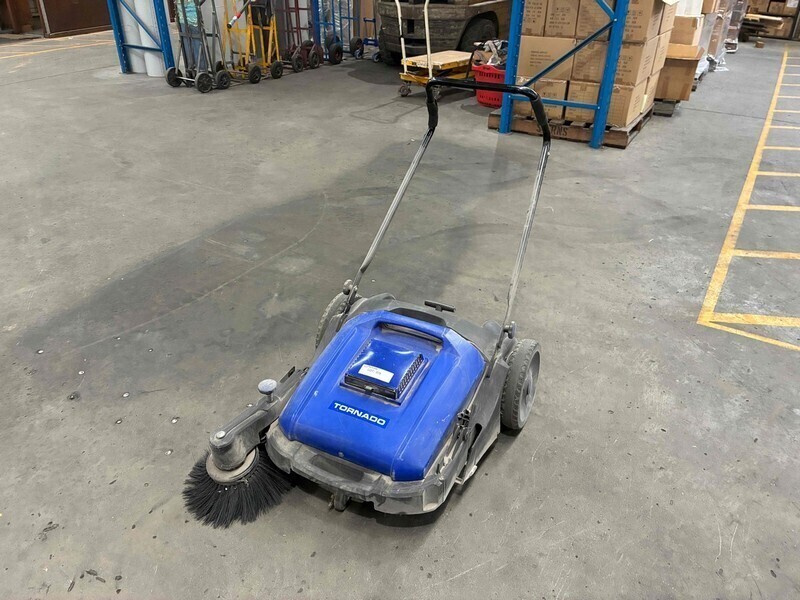 Tornado Floor Sweeper