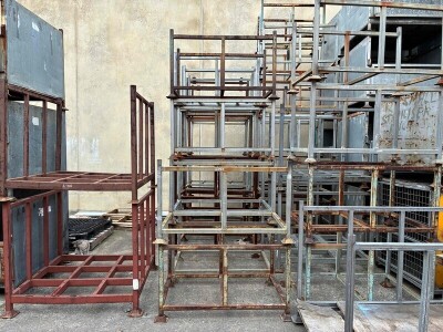 Stillages