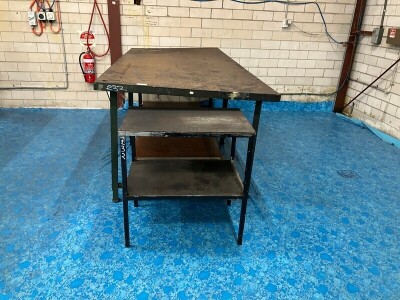 Assorted Work Benches