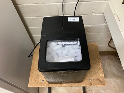 Kogan Ice Machine - 2