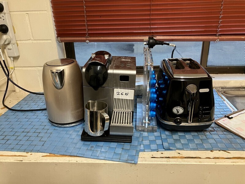 Assorted Appliances