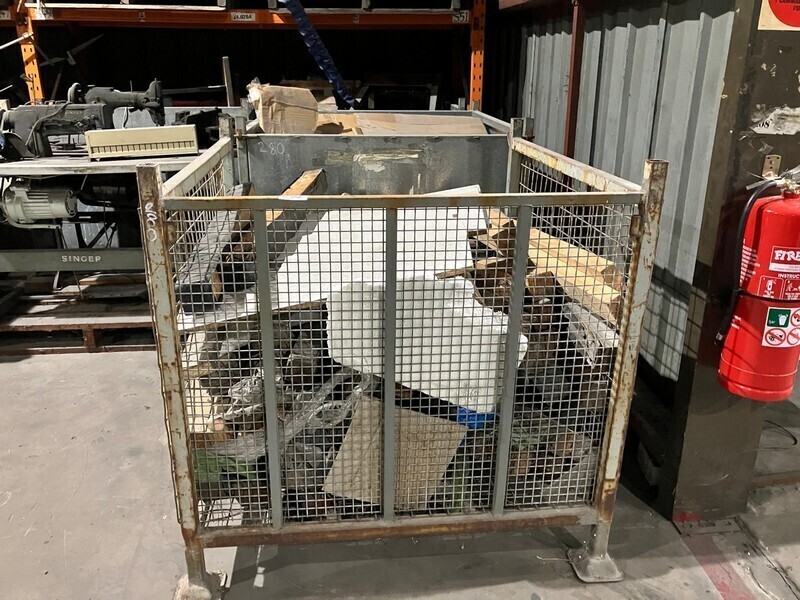 Assorted Stillage Bins