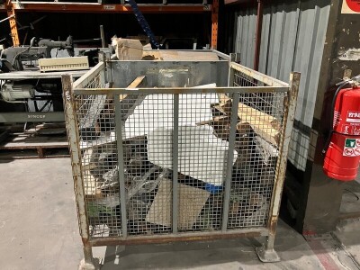 Assorted Stillage Bins