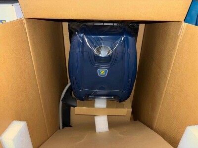 Zodiac Tx20 Robotic Floor Cleaner - 2