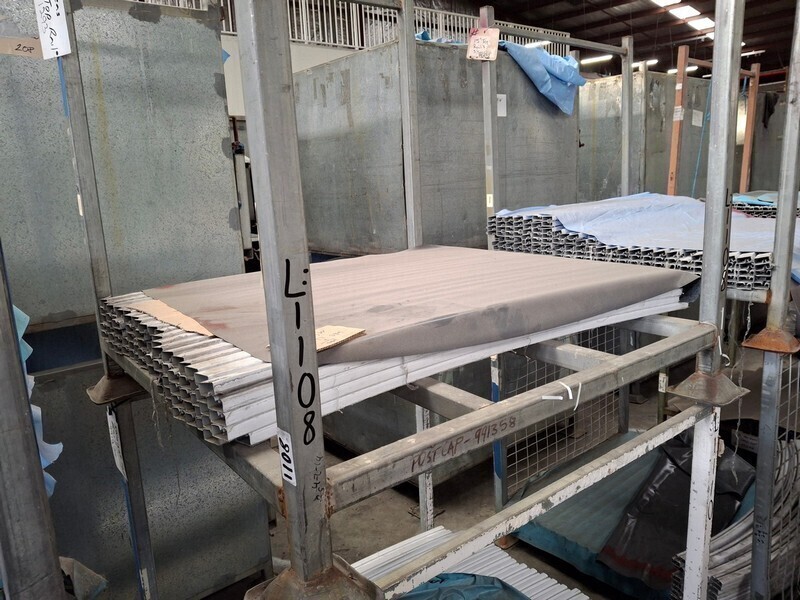 Coping Top Rail 18' Curved (#15) Suits South Sea Pools