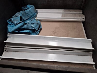 Post - F/Pool Unbraced (White) - 9