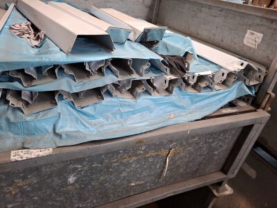 Post - Braced (White) F/Pool 4Ft - 12
