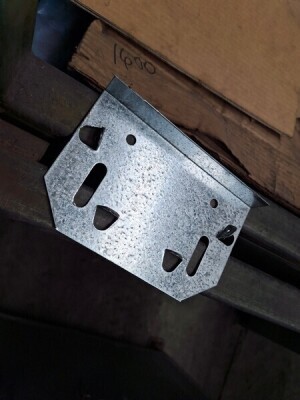Bottom Post Plates (Braced Post) - 3