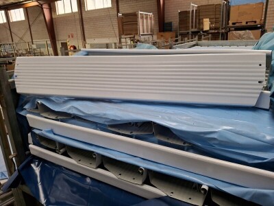 Square Metal Coping 985Mm White - 4