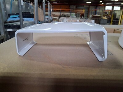 Square 1 Piece Vertical Cap - White - 6