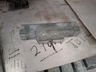 End Bottom Rail Connector 15X10X42 - 5