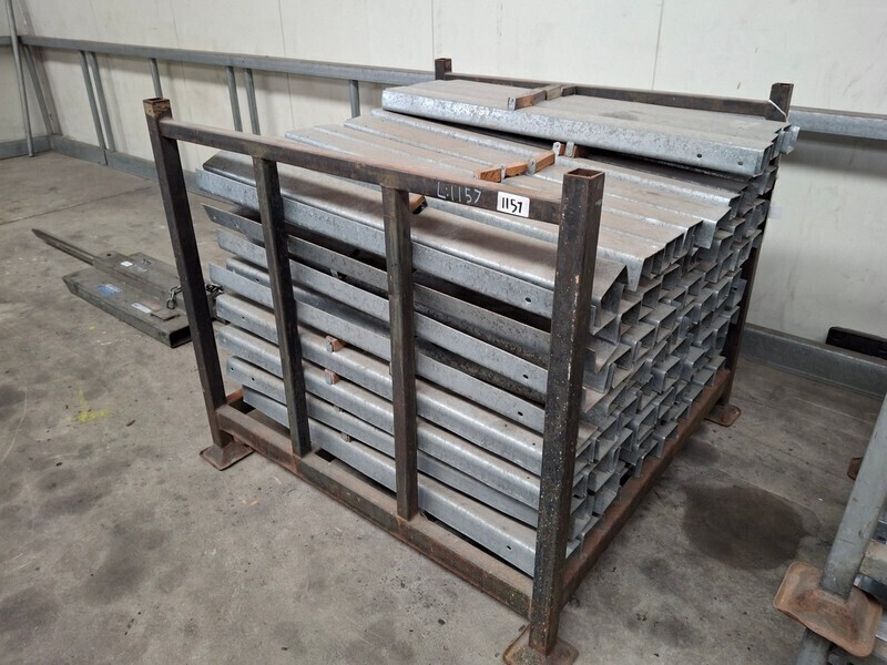 Channel End - Braced