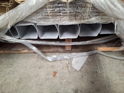Pallet Of Whitsunday Coping - 1185Mm, With Assorted Posts And Copings - 6
