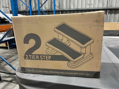 Complete Spa Set With Lid & Steps - 5