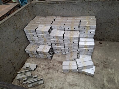 Stillage Of End Top Rail Connector - 2