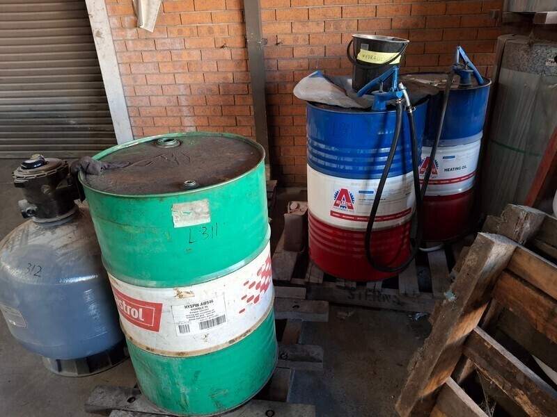 Assorted Barrel Drums