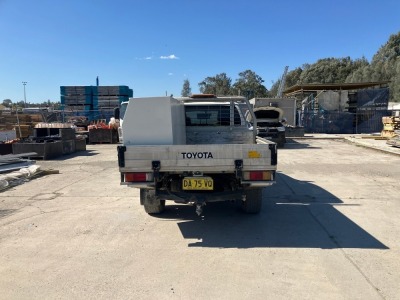 2016 Toyota Hilux 8 Gen GUN126R-DTT5HQ3 - 4