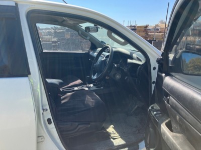2016 Toyota Hilux 8 Gen GUN126R-DTT5HQ3 - 11