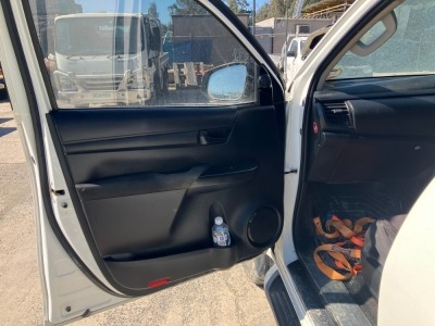 2016 Toyota Hilux 8 Gen GUN126R-DTT5HQ3 - 21