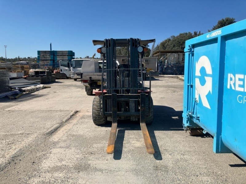 2022 United Heavy Industries Pty Ltd FR35 Forklift