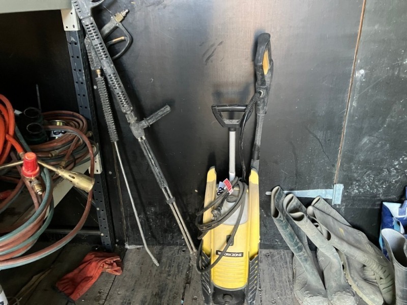 Pressure Washer
