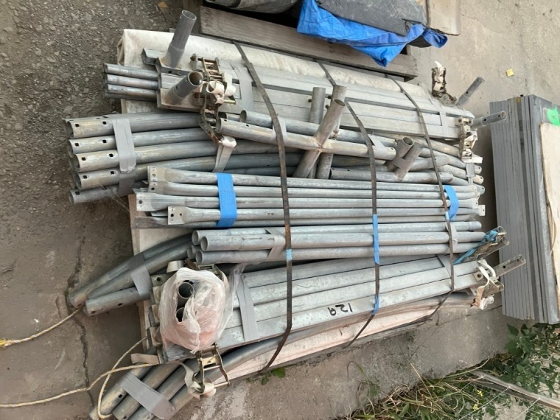 Pallet Of Assorted Galvanised Steel Scaffolding Components