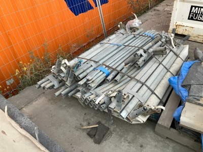 Pallet Of Assorted Galvanised Steel Scaffolding Components - 3