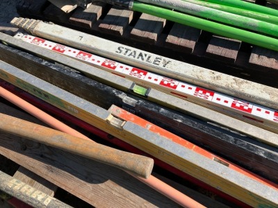 Pallet Of Levellers, Extendable Measuring Sticks, Pickaxes and Sledgehammers - 2