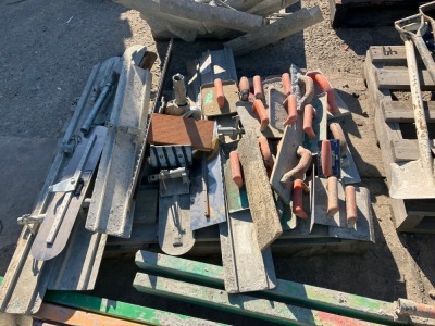 Pallet Of Assorted Concrete Walking Trowel Heads And Assorted Concrete Hand Trowels - 2