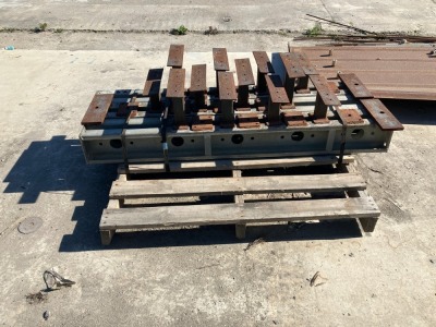 Pallet of Steel Stopend - 3