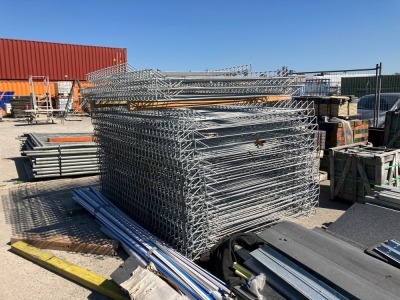 Pallet of Galvanized Roll-Top Wire Mesh Fence - 3