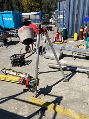 Tripod Winch