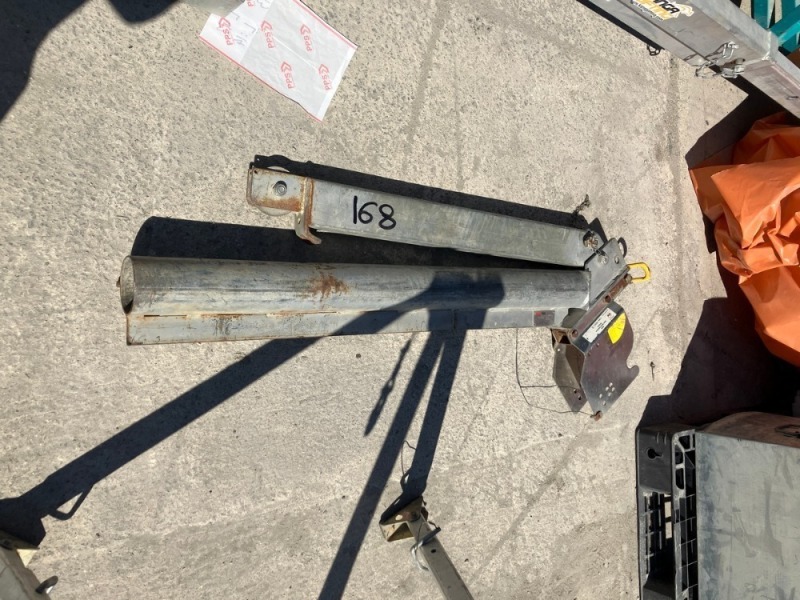 Davit Arm