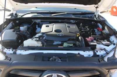 2018 Toyota Hilux 8Gen SR GUN126R - 6